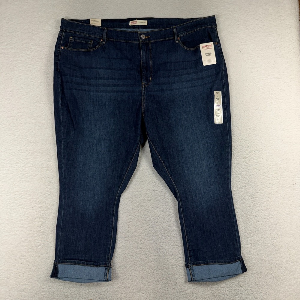 Signature Levi Strauss Women's Mid Rise Capri Jeans Dark 28 (45x23) Plus NWT